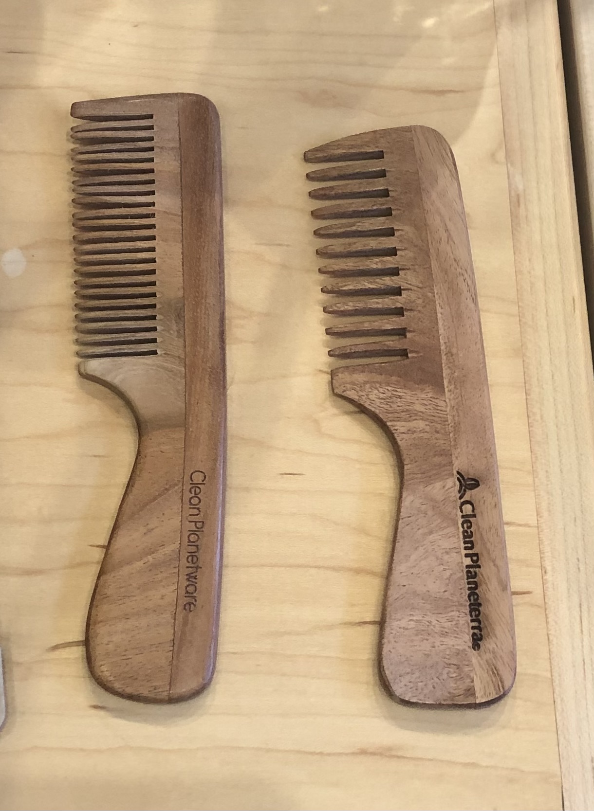 Clean Planetware Neem Comb